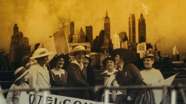 Die Pazifistin - Gertrud Woker: Eine vergessene Heldin film trailer button