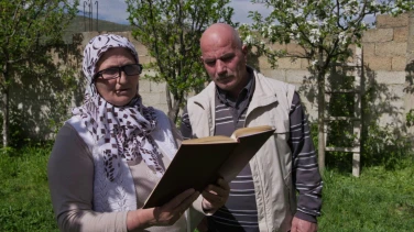 Lord of the House film trailer button