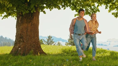 Ewigi Liebi film trailer button