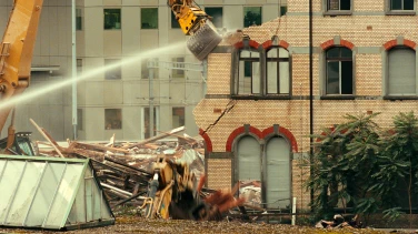 Nemesis film trailer button