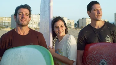 Arugam Bay film trailer button