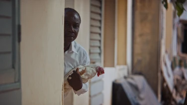 Dent Pour Dent film trailer button