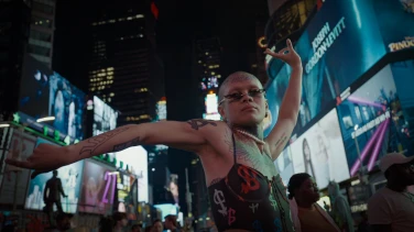 10s Across the Borders film trailer button