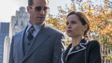 On the Basis of Sex film trailer button