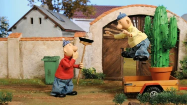 Pat and Mat in the countryside (KFP) film trailer button