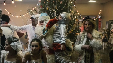 Petrov's Flu film trailer button