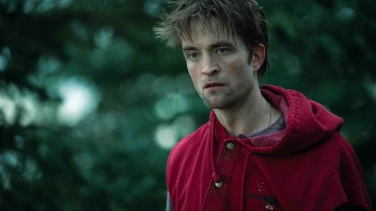 Die My Love film trailer button