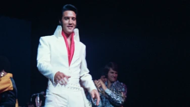 EPiC: Elvis Presley in Concert film trailer button