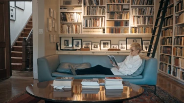 Siri Hustvedt - Dance Around the Self film trailer button