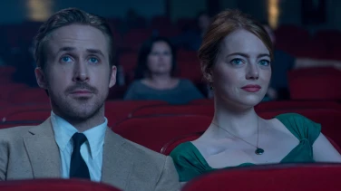 La La Land film trailer button