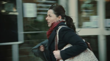 À plein temps film trailer button