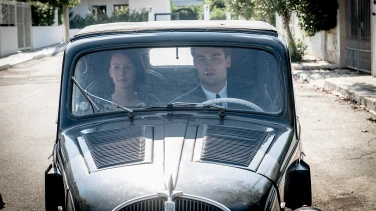 Shoshana film trailer button