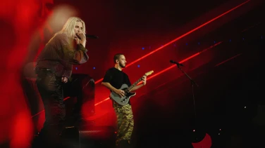 LINKIN PARK: Unshatter film trailer button