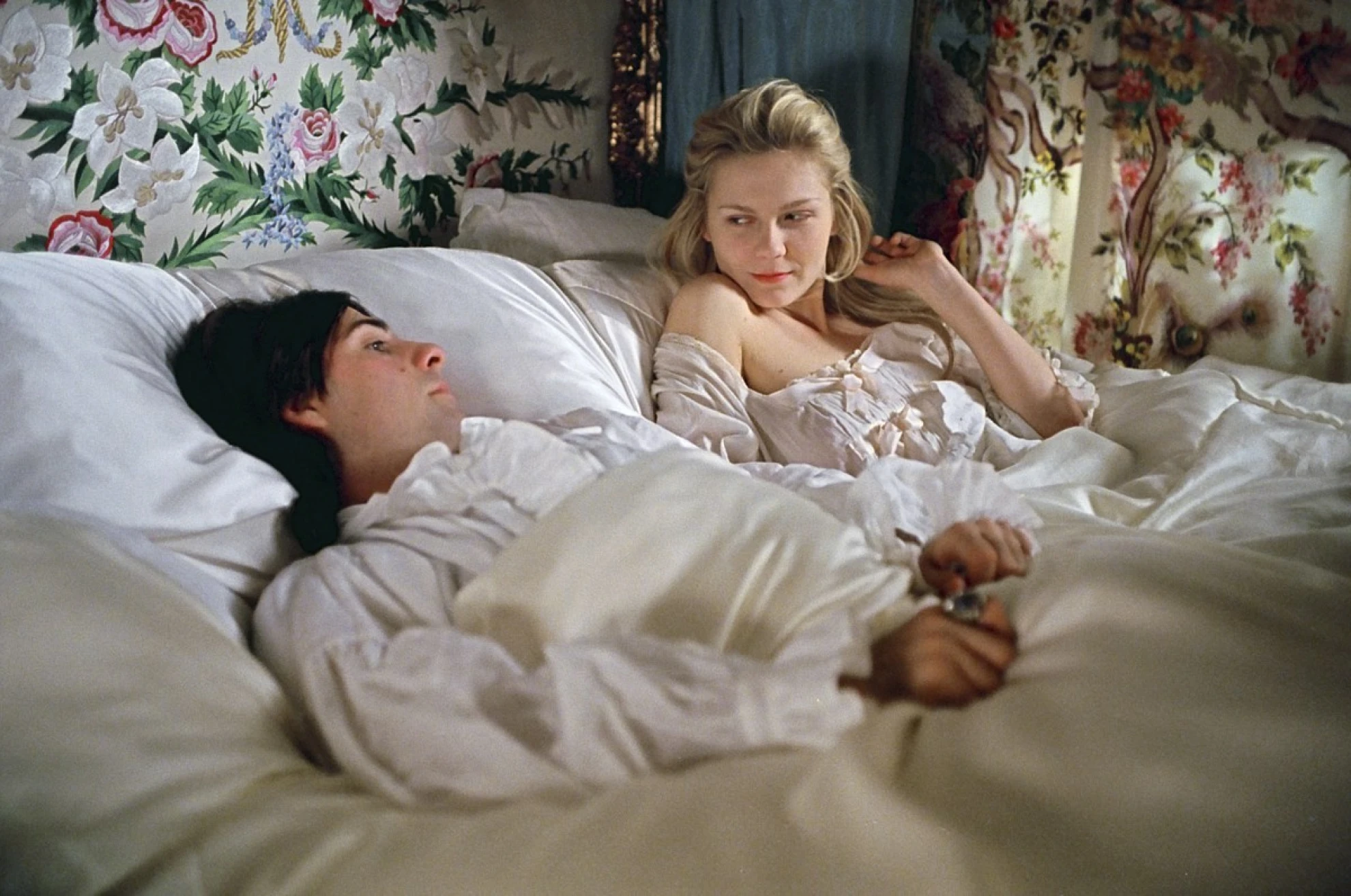 Marie-Antoinette hero banner image placeholder