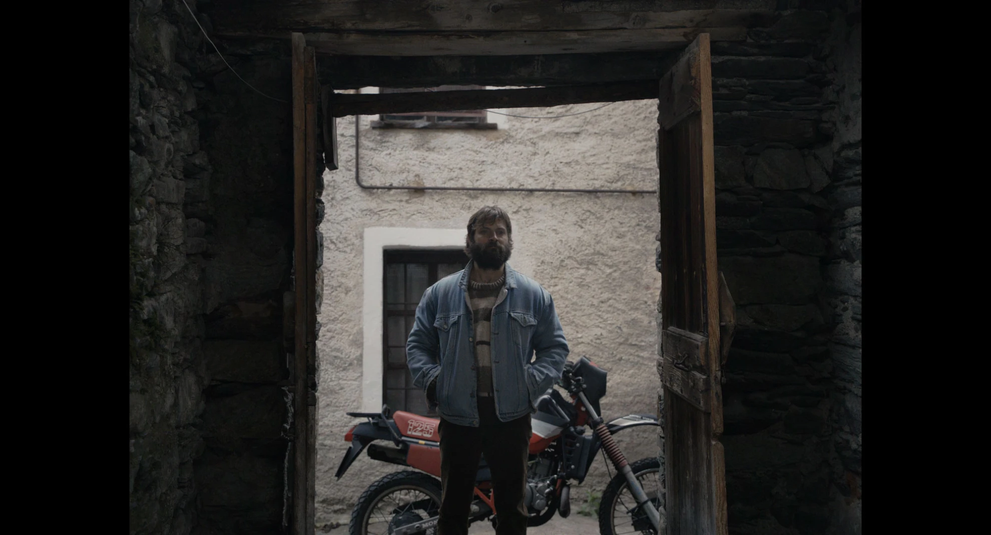 Le otto montagne hero banner image placeholder