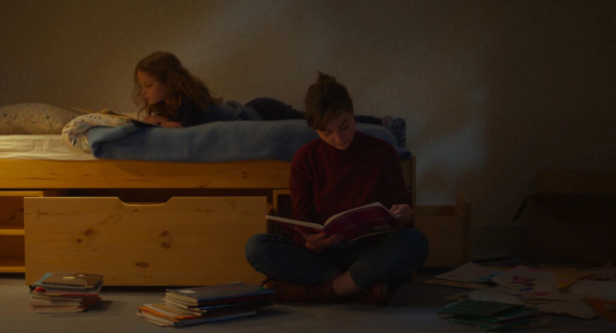 Petite maman hero banner image placeholder