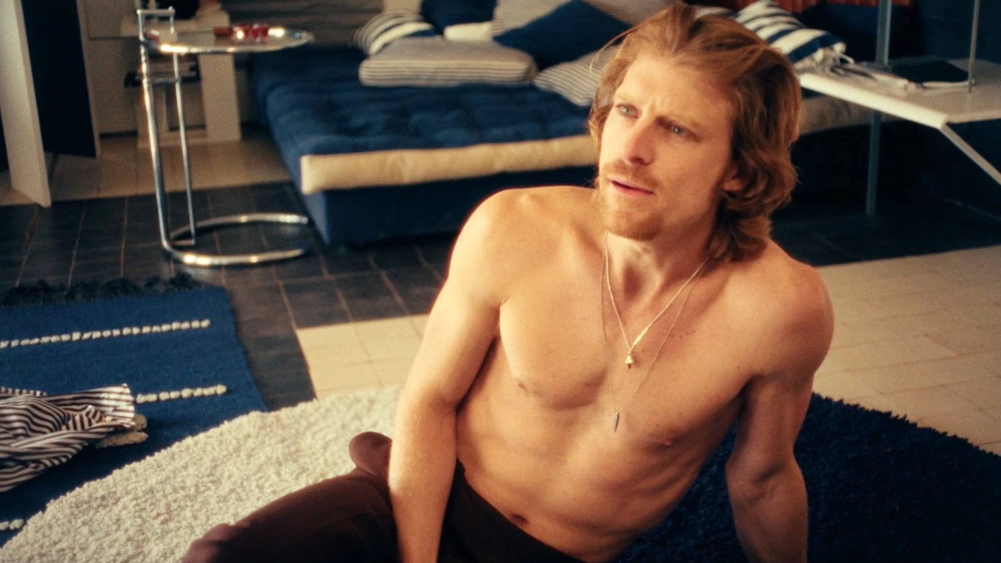 Kurzfilmwettbewerb: (Too) Close hero banner image