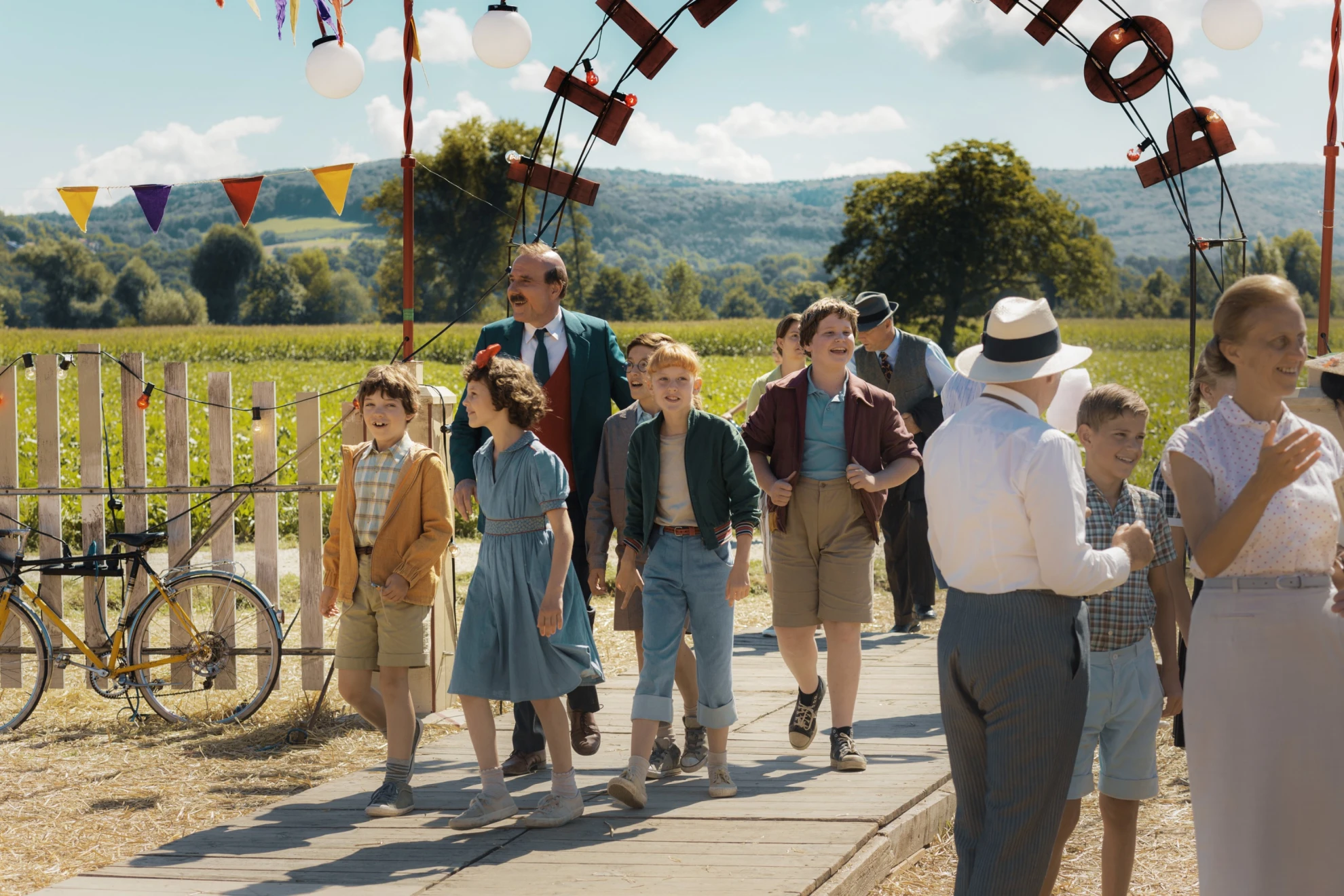 Papa Moll hero banner image placeholder