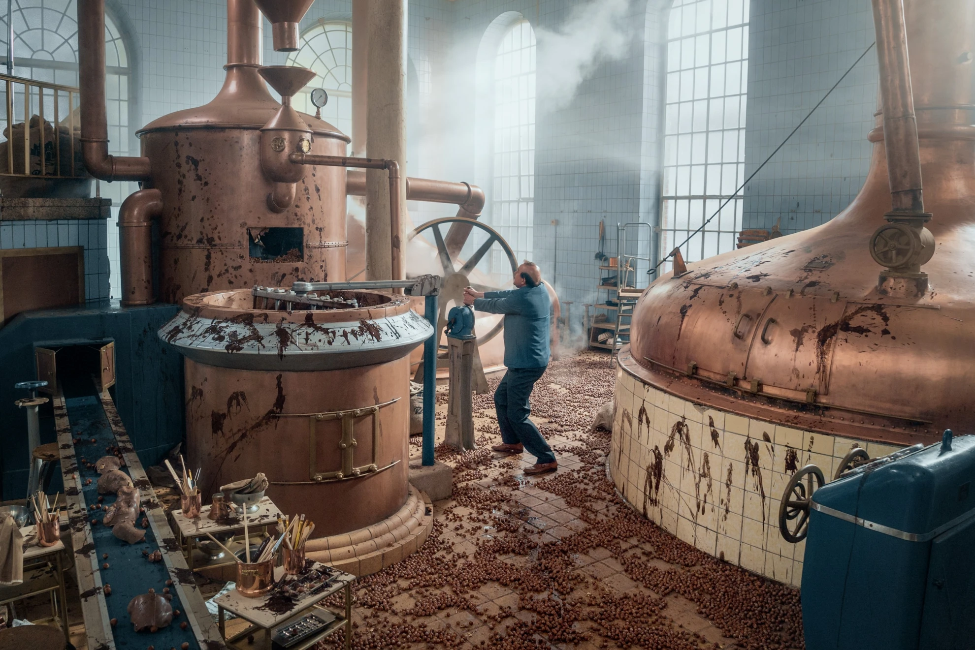 Papa Moll hero banner image placeholder