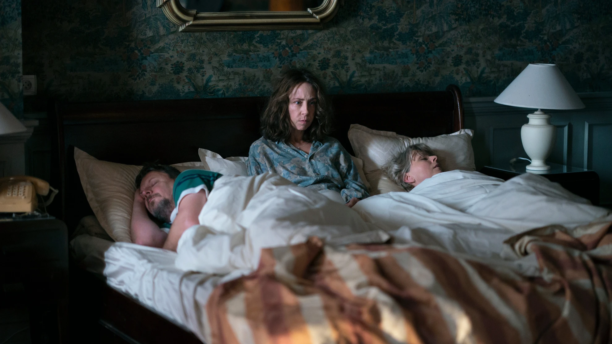 Rose hero banner image placeholder