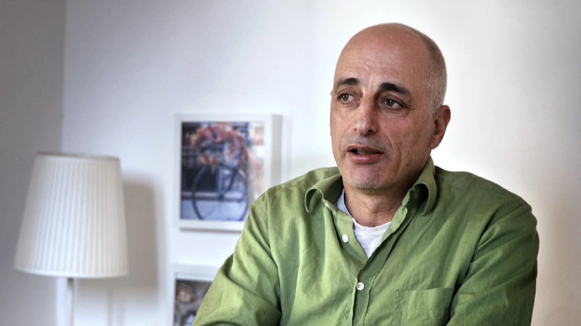 W. - Was von der Lüge bleibt hero banner image placeholder