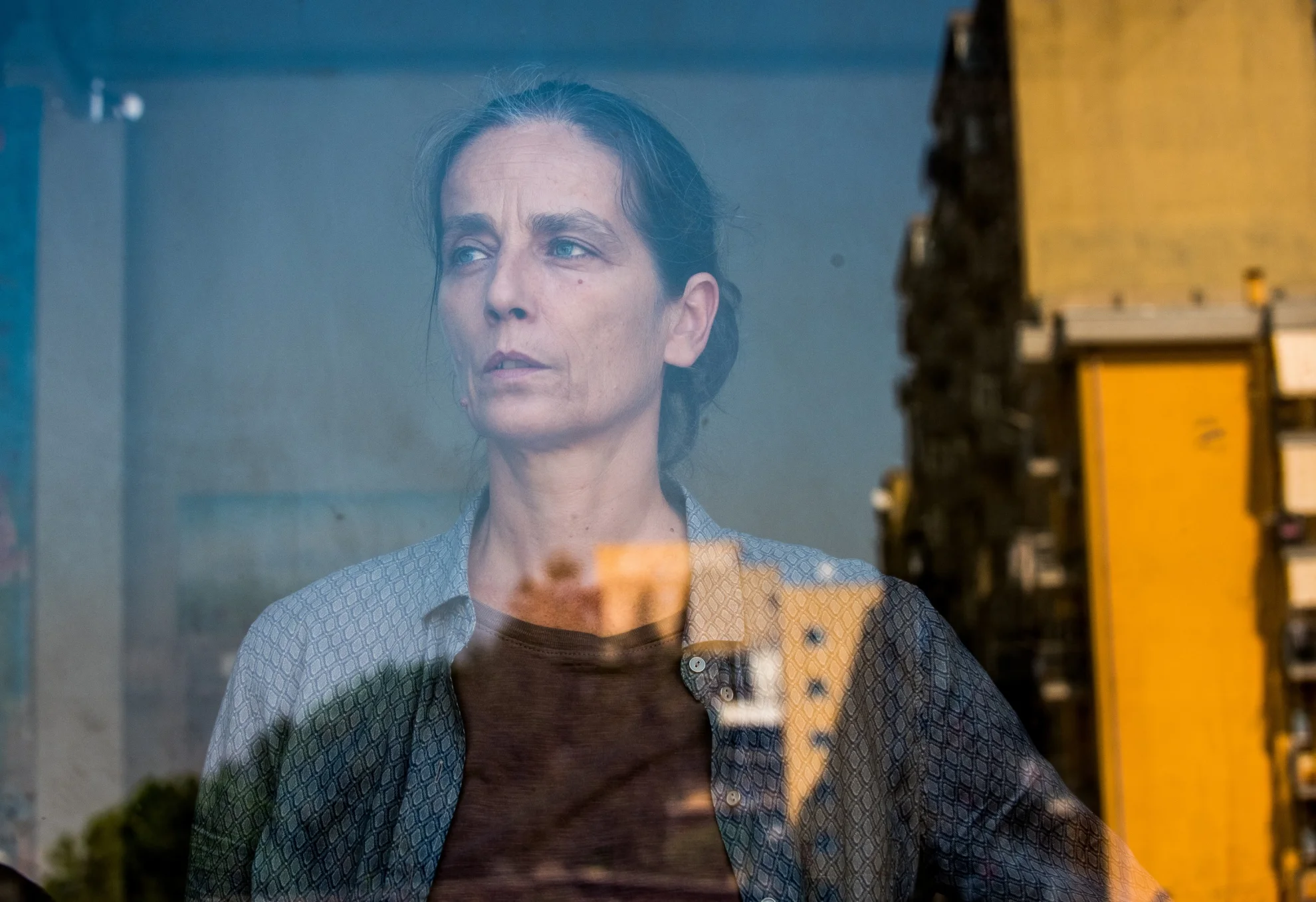 L'intrusa hero banner image placeholder