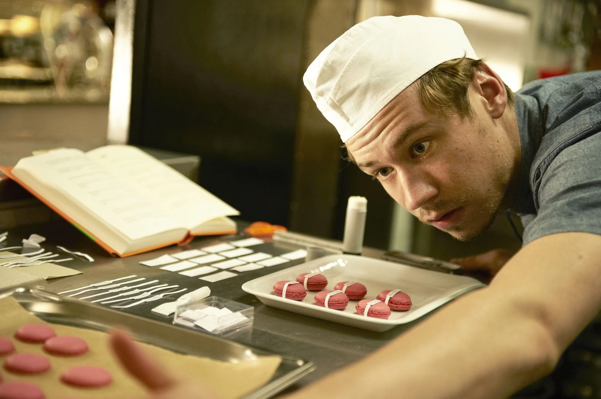 Anleitung zum Unglücklichsein hero banner image placeholder