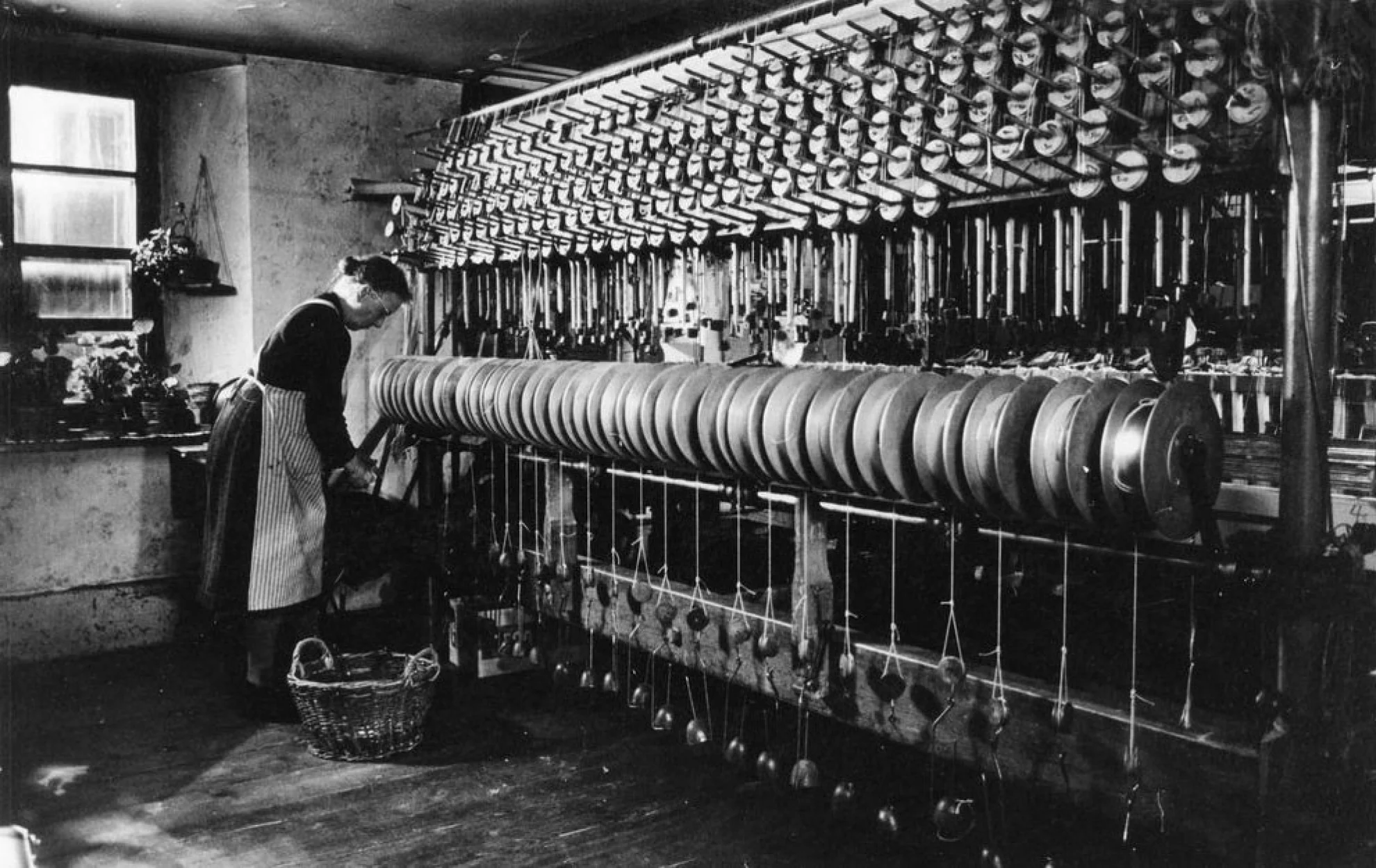 Die letzten Heimposamenter hero banner image placeholder