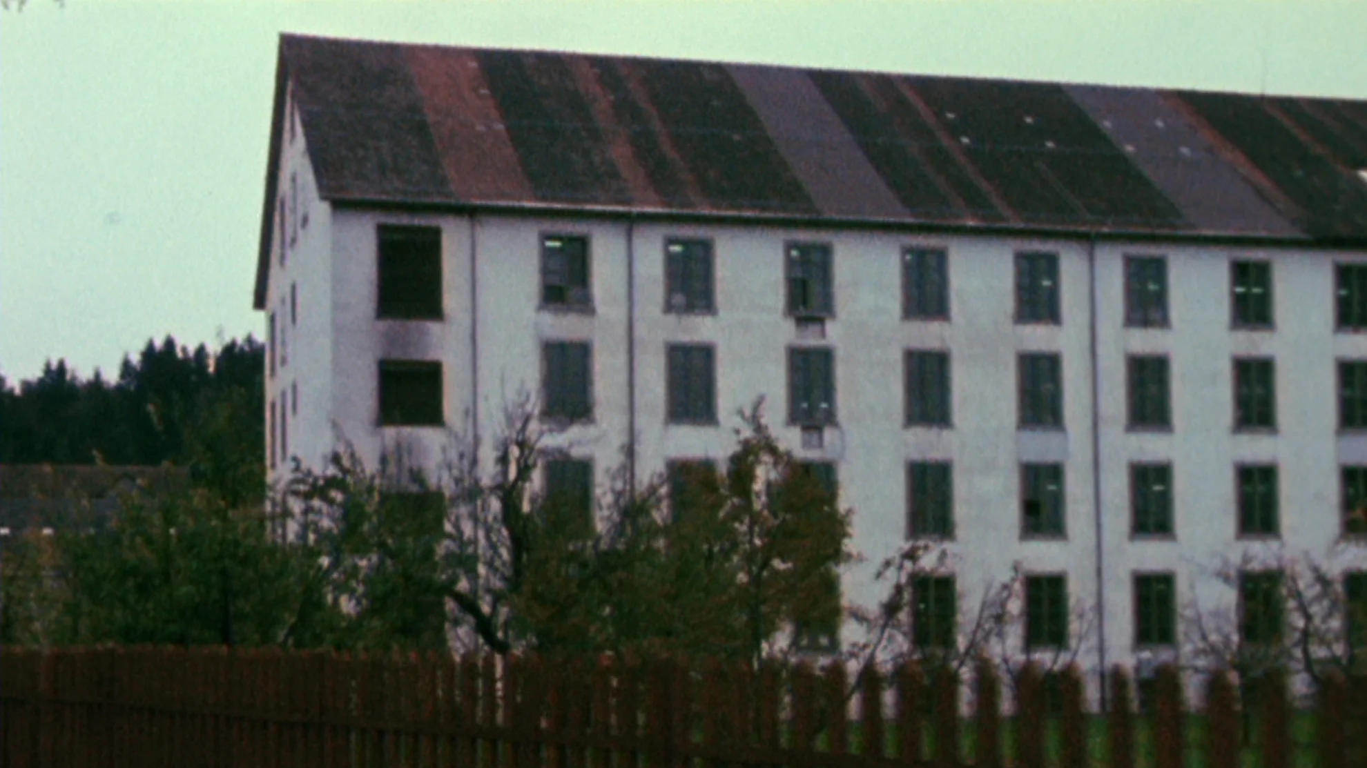 Wer einmal lügt oder Viktor und die Erziehung hero banner image placeholder