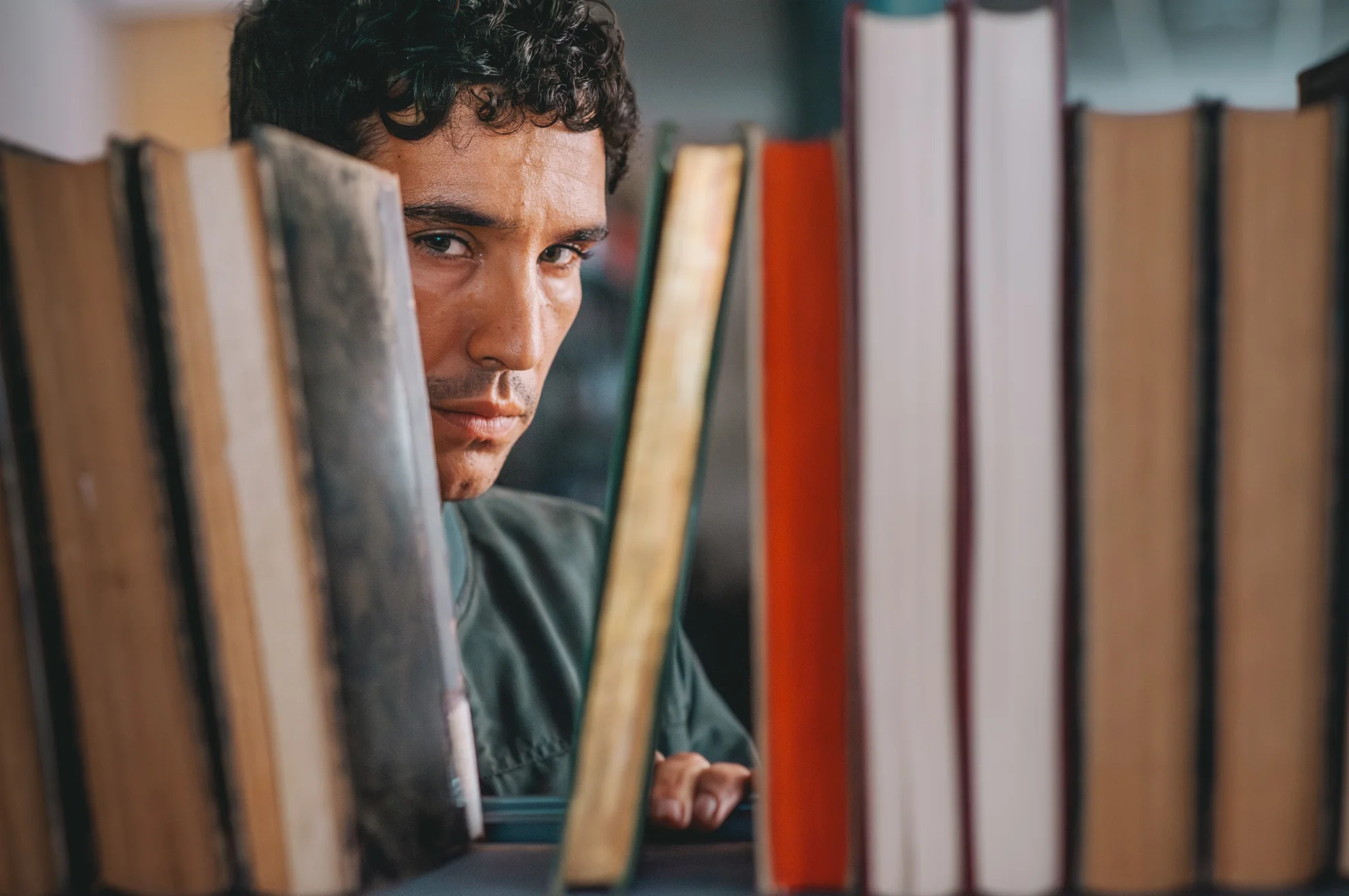 Les Fantômes (Ghost Trail) hero banner image placeholder