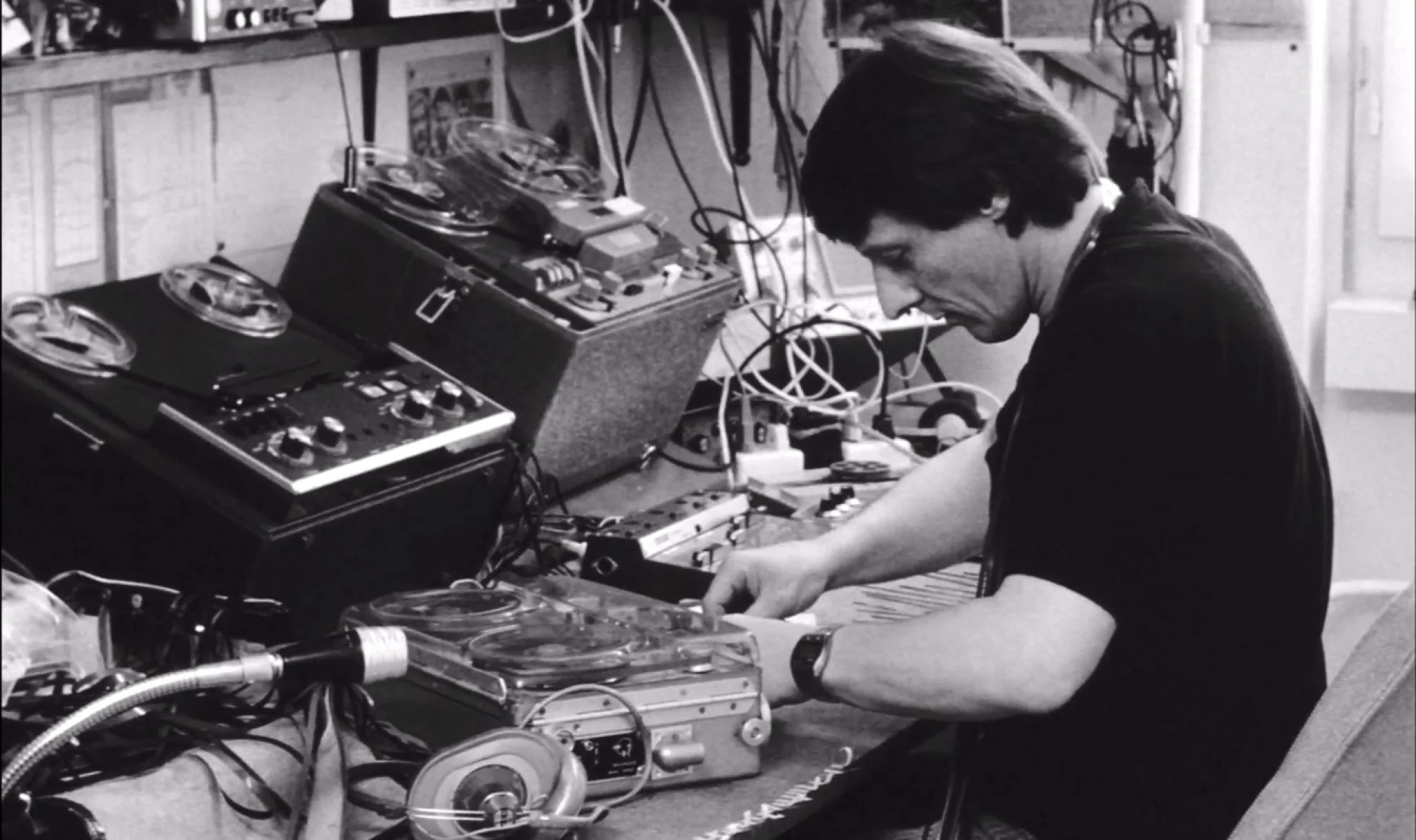 Grauzone hero banner image