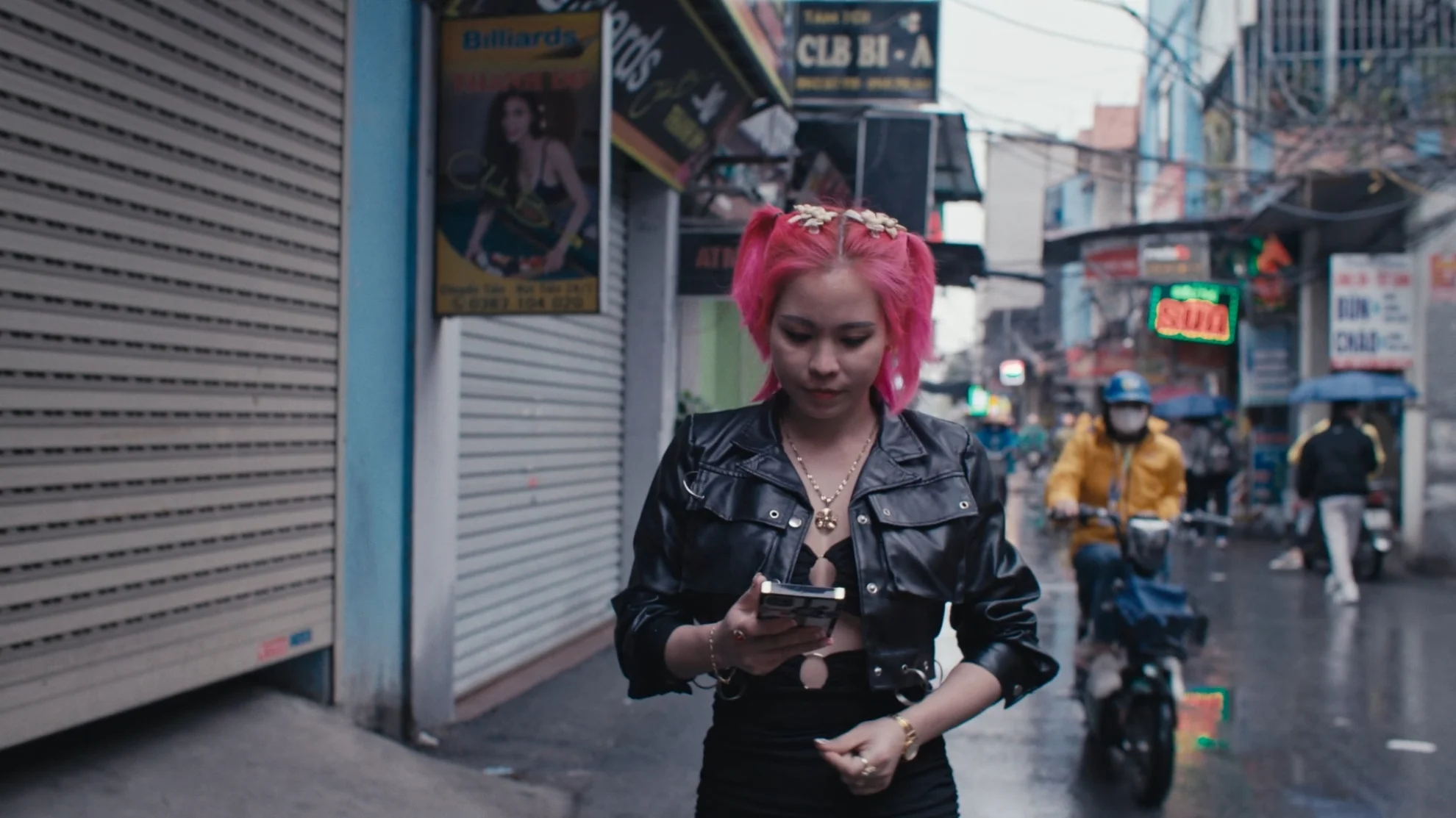 She hero banner image placeholder