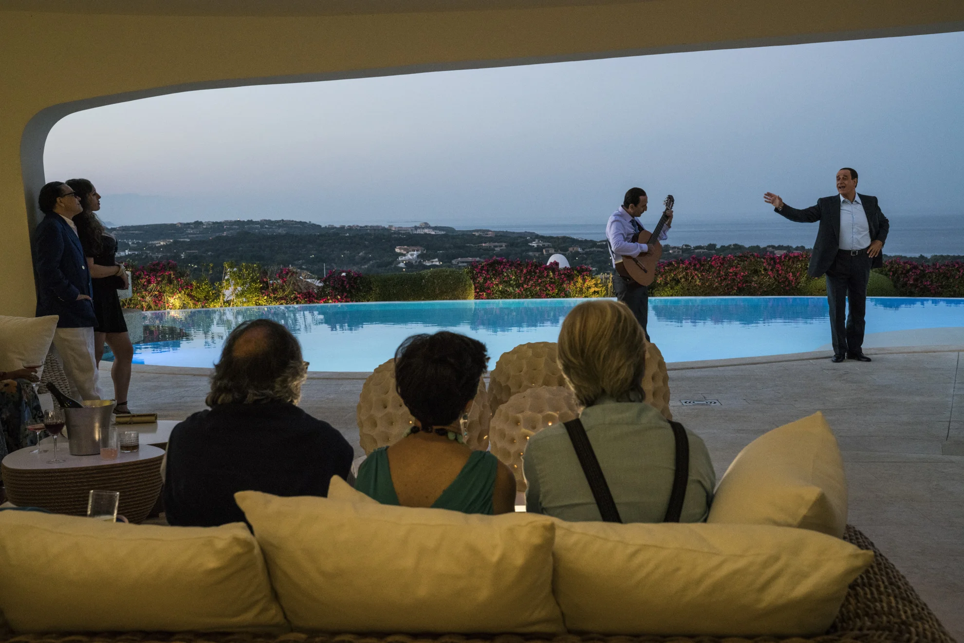 Loro hero banner image placeholder