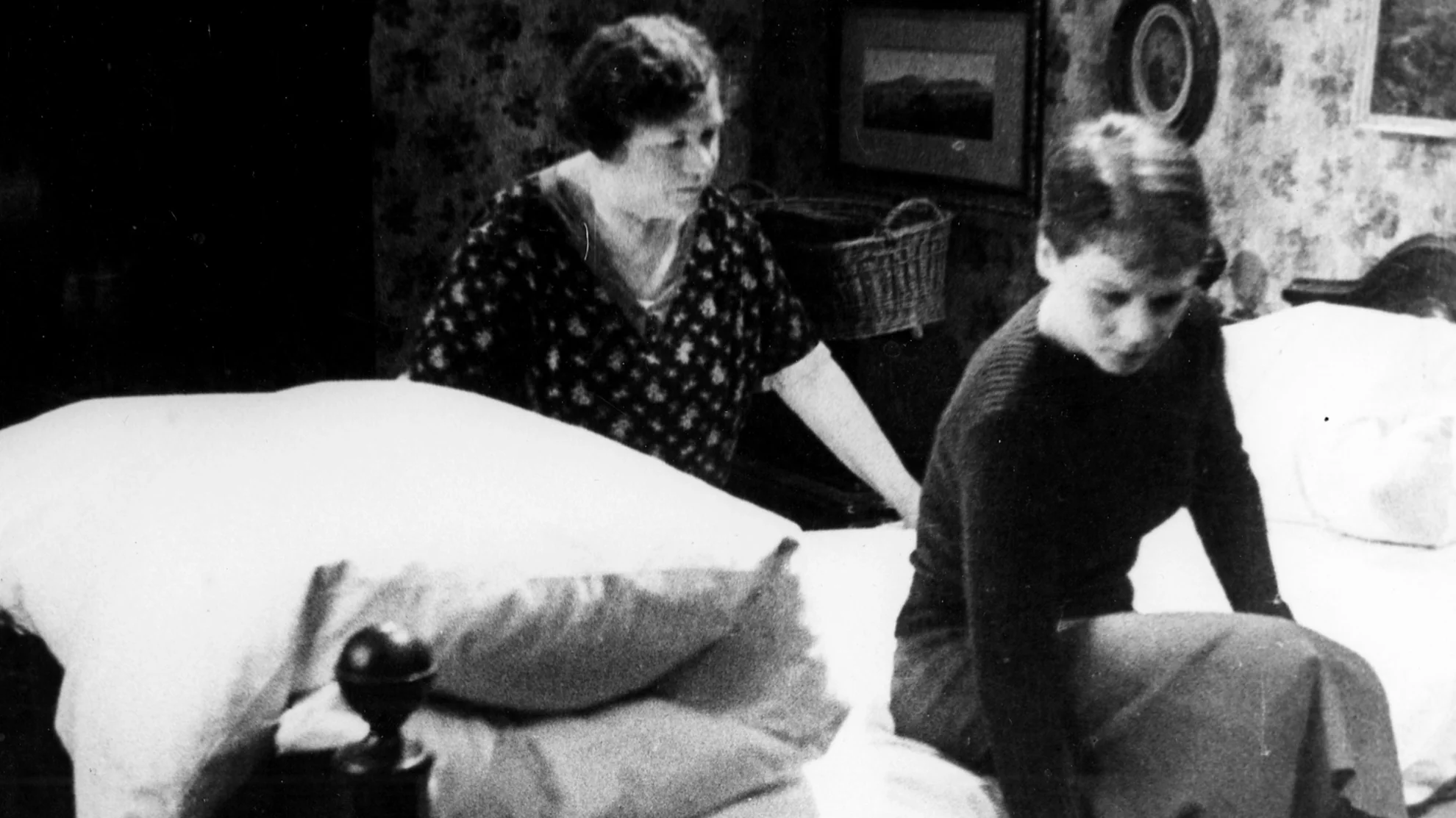 Frauennot - Frauenglück hero banner image placeholder