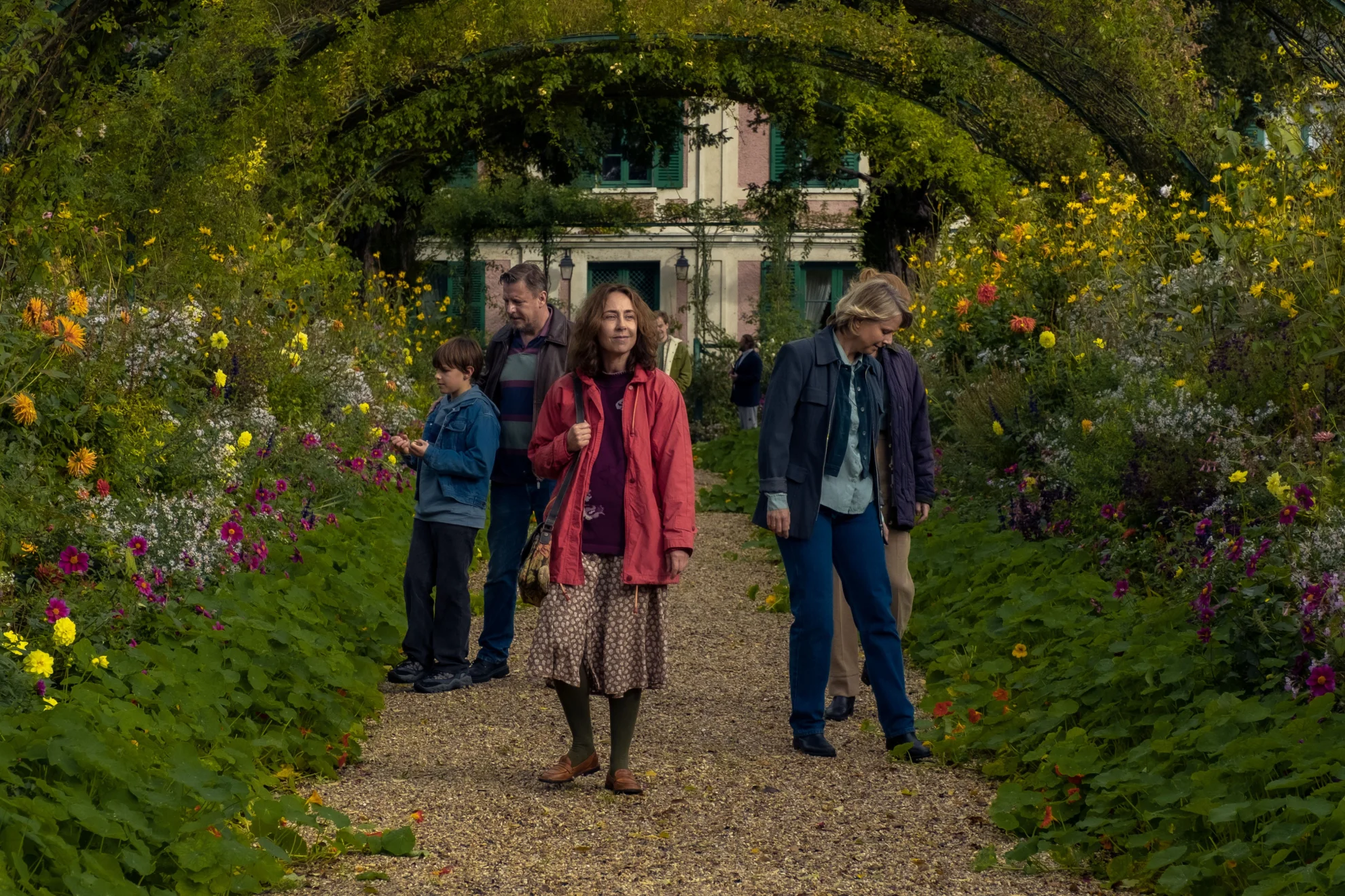 Rose hero banner image placeholder