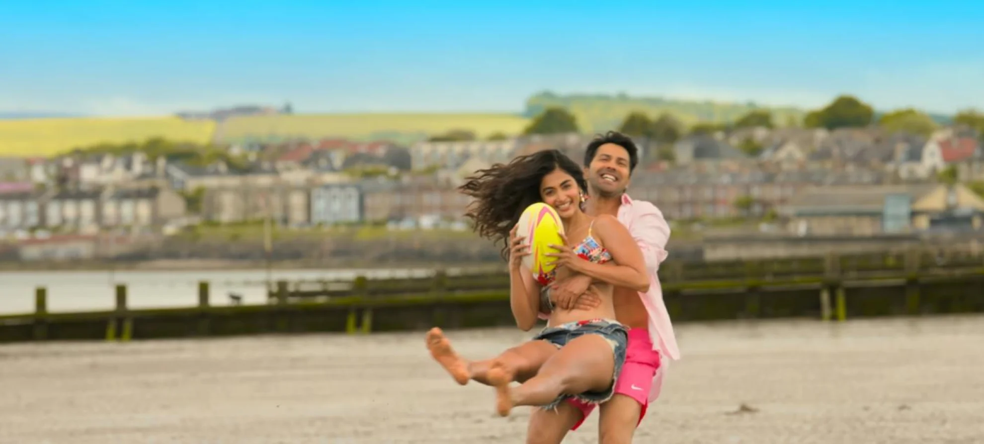 Hai Jawani Toh Ishq Hona Hai hero banner image