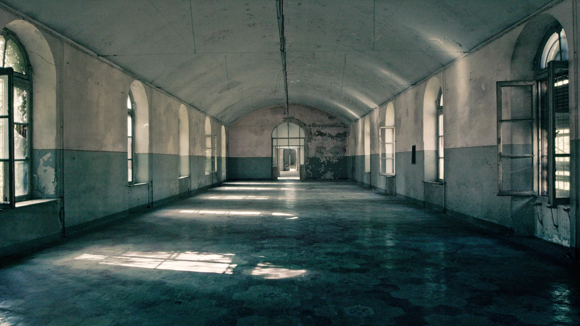 LYDIA – Aufzeichnungen aus dem Irrenhaus hero banner image placeholder