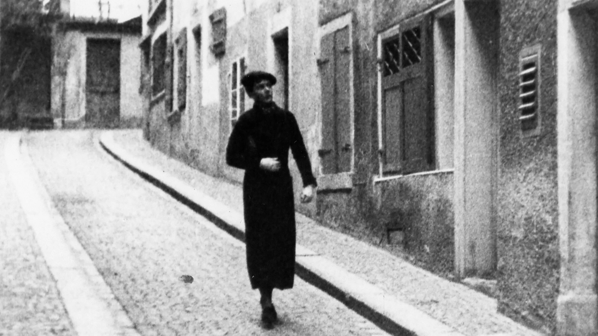 Frauennot - Frauenglück hero banner image