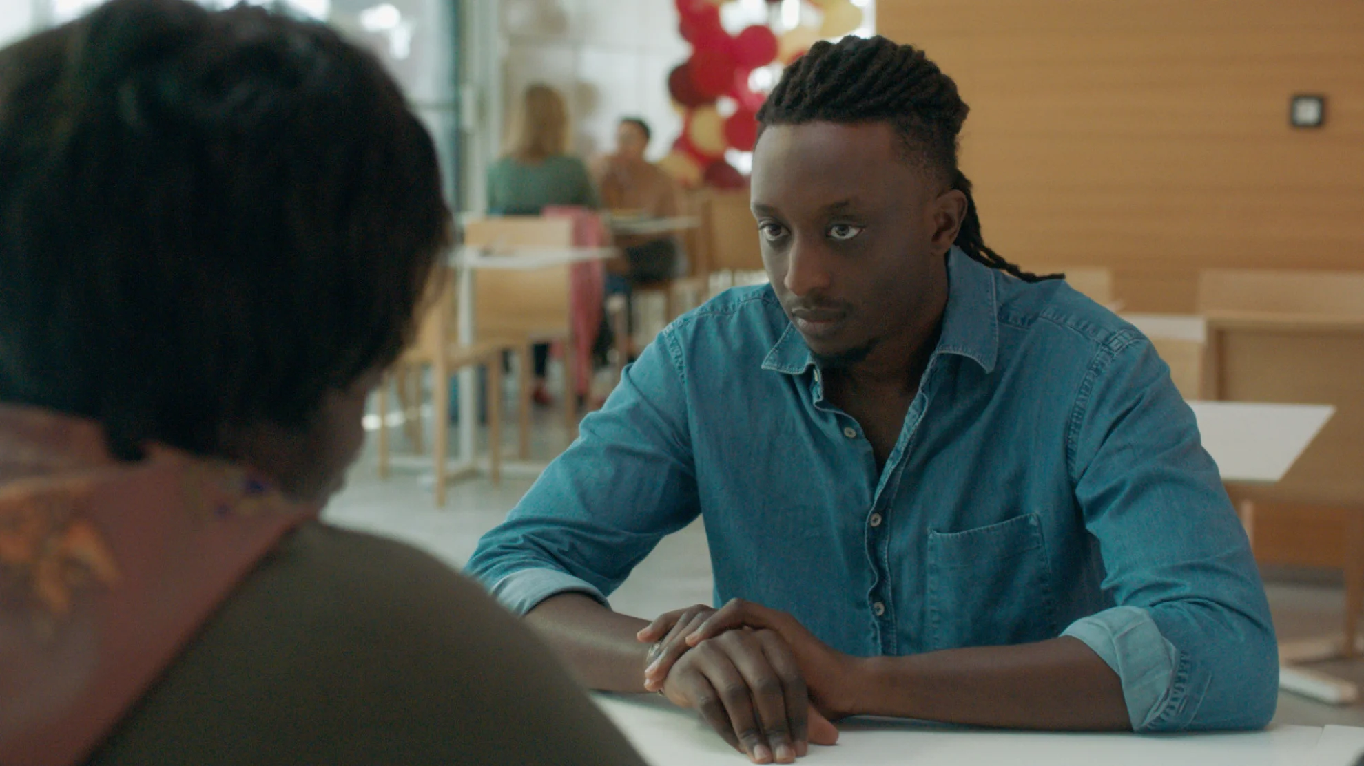 Un petit frère hero banner image placeholder